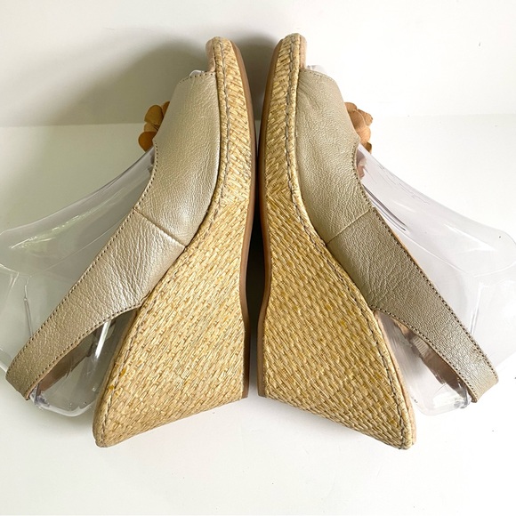 Born BOC Metallic Floral Leather Slingback Woven Wedge Sandals Peep Toe Size 9 - Picture 5 of 9